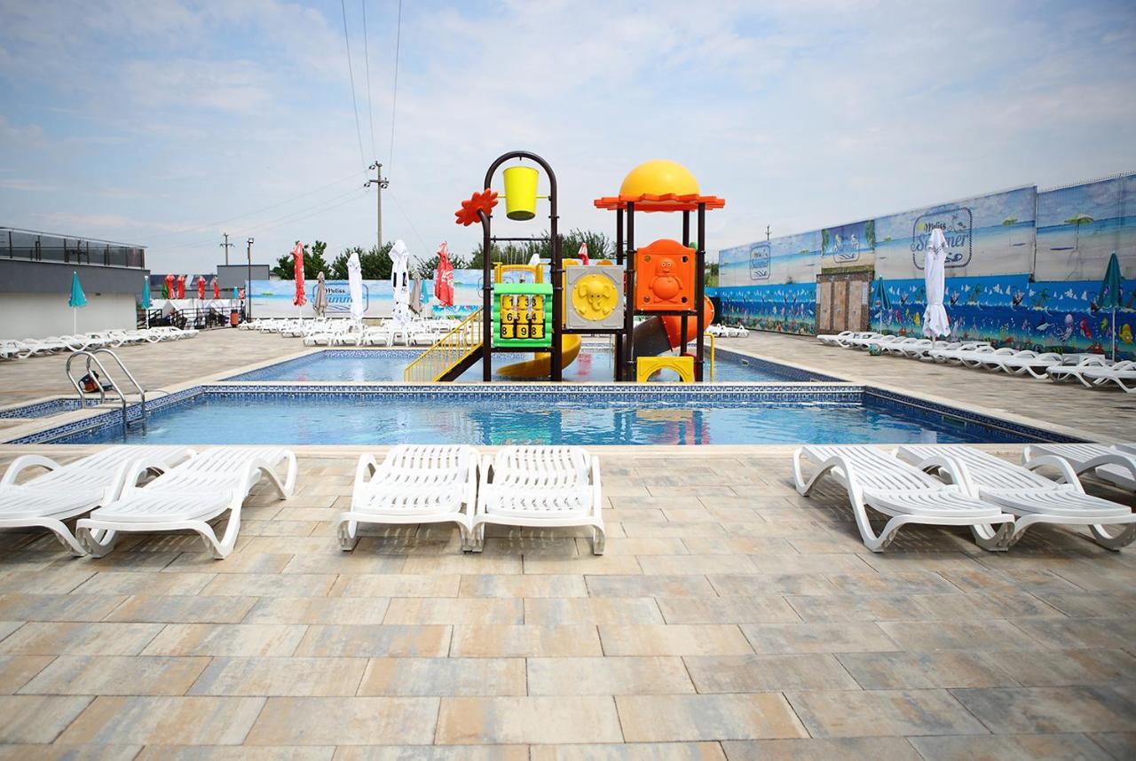 Hotel Meliss Events Krajowa Zewnętrze zdjęcie