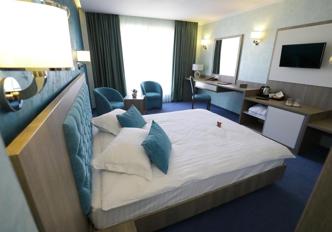 Hotel Meliss Events Krajowa Zewnętrze zdjęcie