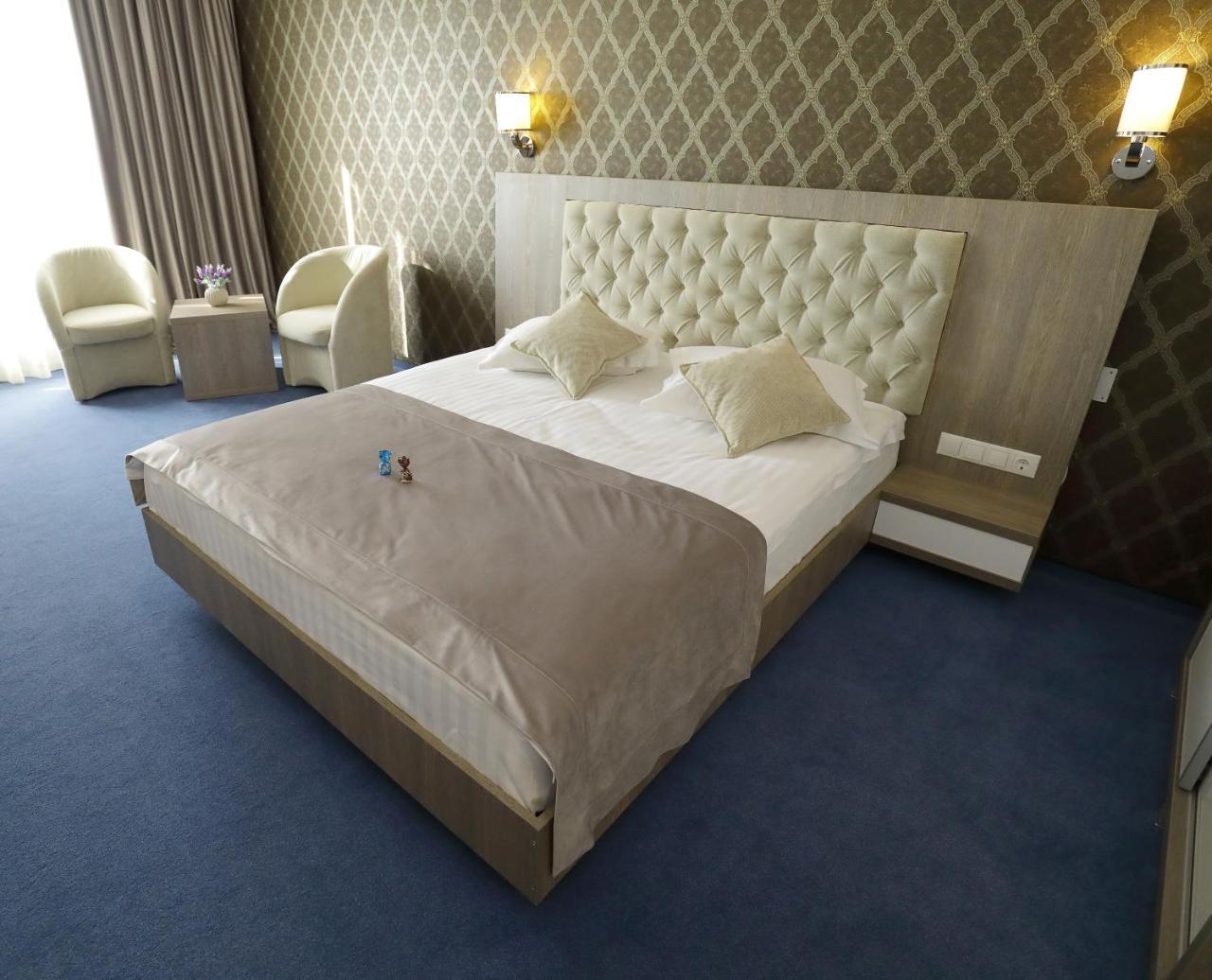 Hotel Meliss Events Krajowa Zewnętrze zdjęcie