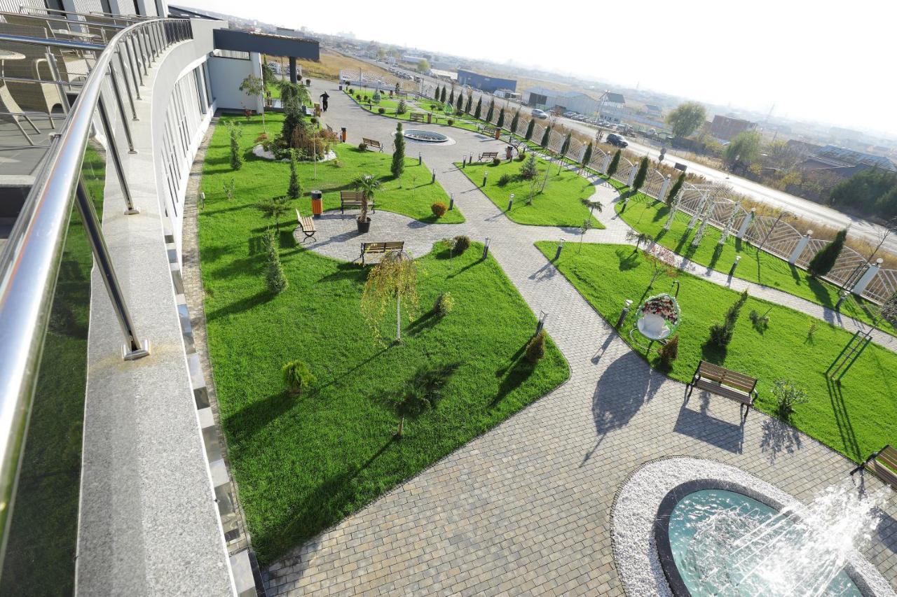 Hotel Meliss Events Krajowa Zewnętrze zdjęcie
