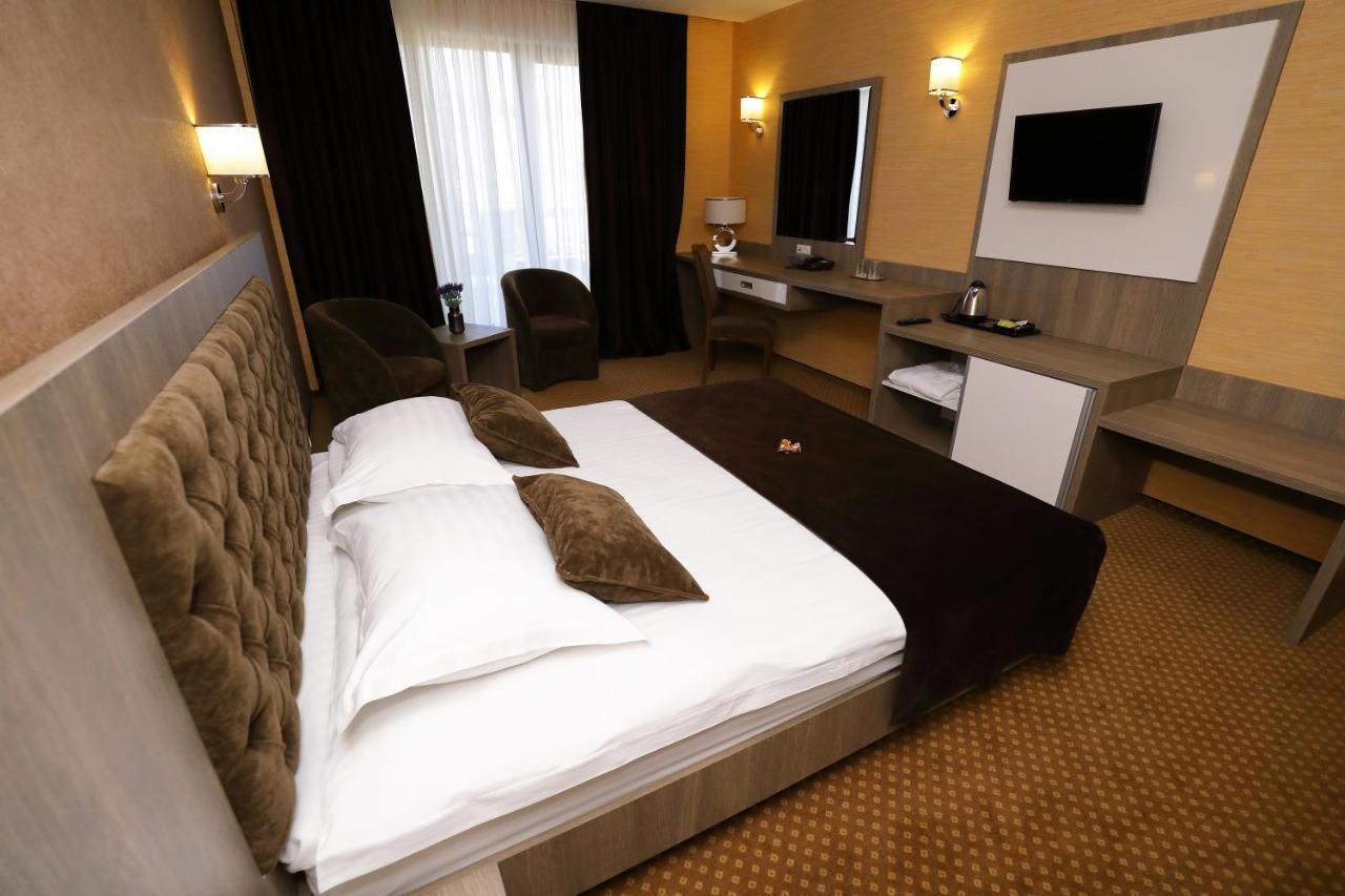 Hotel Meliss Events Krajowa Zewnętrze zdjęcie