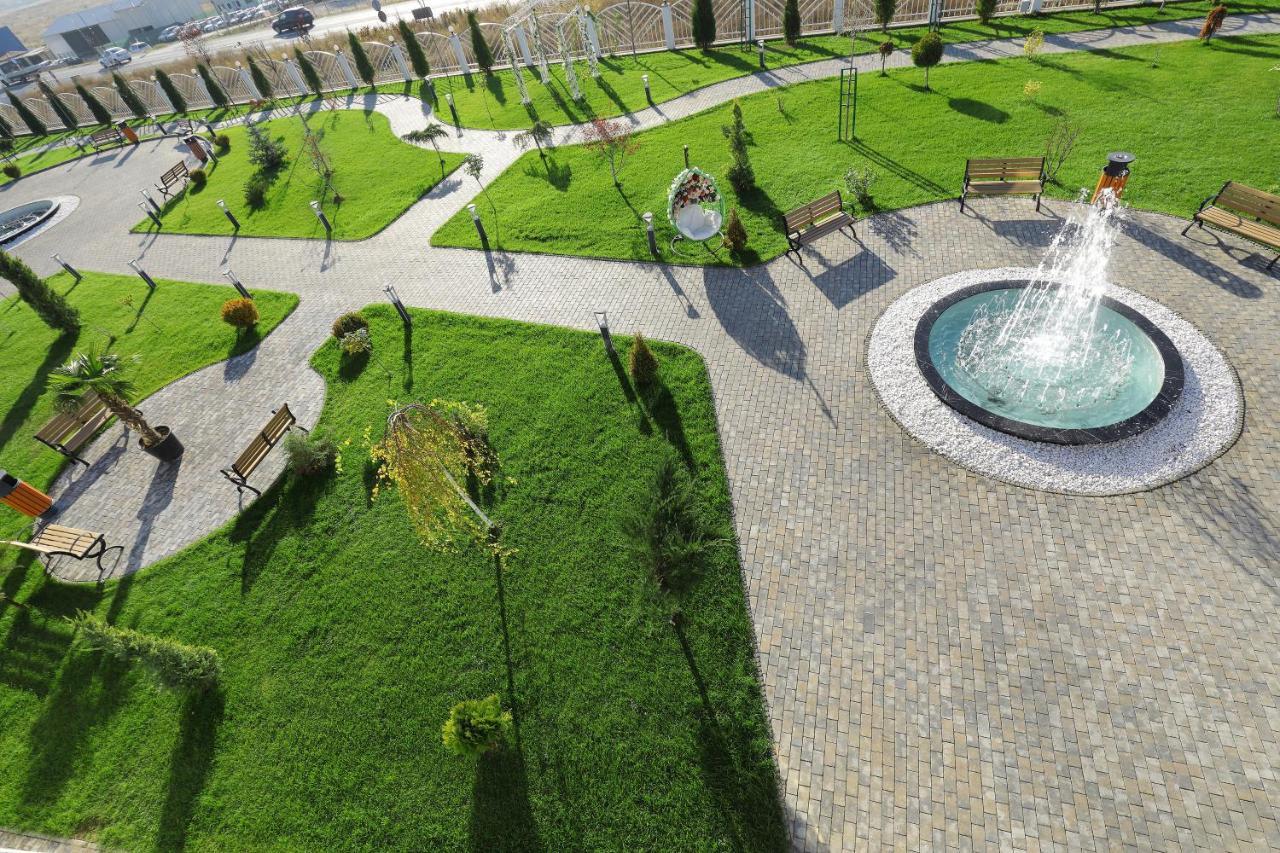 Hotel Meliss Events Krajowa Zewnętrze zdjęcie